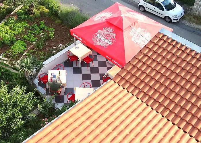 Pansion Belveder krevet i doručak Crikvenica